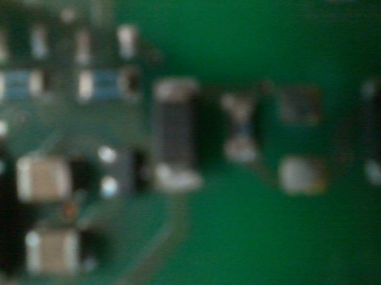 6SE7027-2ED84-1HF3触发板上电子元件坏了，谁知道它们是什么吗？