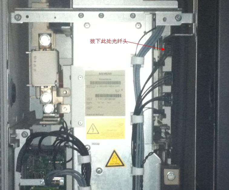 拔下SINAMICS S120装机装柜型变频器POWER BLOCK光纤头，IGBT板放炮